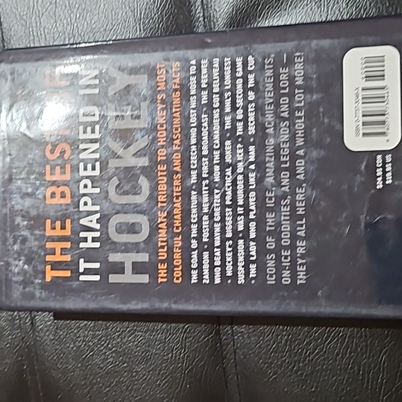 Book: The best of it happened in Hockey - Picture 2 of 4